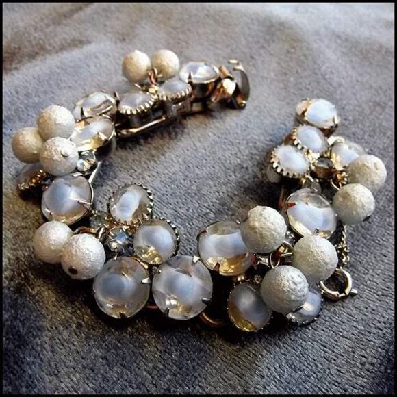 1950s Delizza Elster French Blue Givre Glass Vintage Juliana Bracelet 15478 - Picture 3 of 5